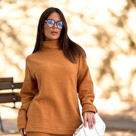 Lola Grace Burnt Orange Funnel Neck Drop Shoulder Fleece - Picture 7 of 16